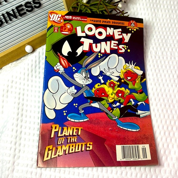 LOONEY TUNES   (DC) (1994 Series) #152 Comics Book - Picture 1 of 4